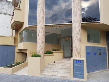 Semipiso en venta en Lanus Oeste