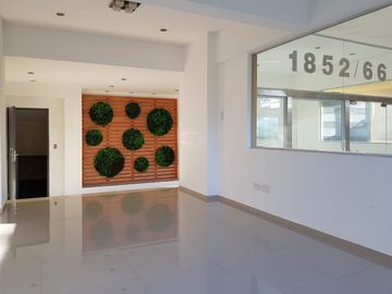 Semipiso en venta en Lanus Oeste