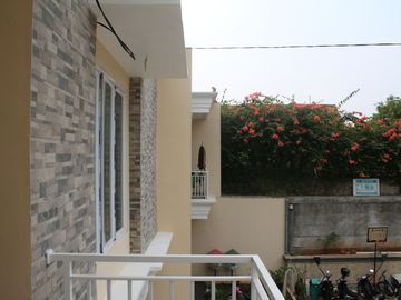 DIJUAL TOWNHOUSE GELAGAH HILLS DI CIRENDEU! HANYA SISA 1 UNIT SAJA! SIAP HUNI