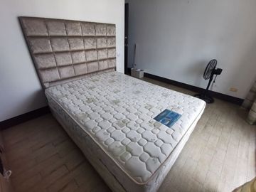 Decently Decorated 1BR For Sale in Greenbelt Excelsior 12M WITH PARKING