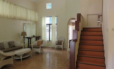 House for rent in Cebu City, Gated in Banilad steps to away to mall