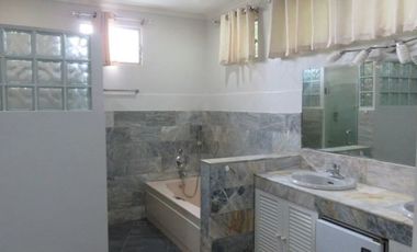 House for rent in Cebu City, Gated in Banilad steps to away to mall