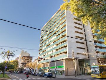AV.FRANCIA Y SAN JUAN 05 01 – AMELIE