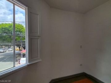 casa en arriendo en centro. Cod A4609