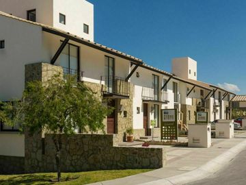 CASA EN ZIBATÁ CON ROOF GARDEN EN ZIBATÁ C1