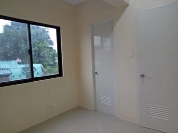 46 unit apartment for SALE in Hensonville Angeles City near