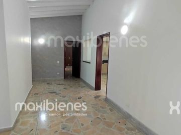 casa en arriendo en la castellana. Cod A70903