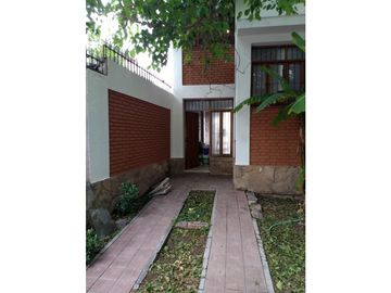 VENTA · CASA · EN SEXTA SECCION · MENDOZA ·