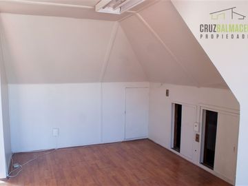 Oficina en Venta en Américo Vespucio
