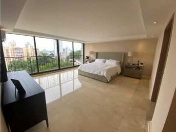 VENTA APARTAMENTO REMODELADO BELLA VISTA PH ALCAZAR