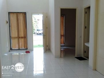 Dijual Rumah di The Icon Cluster Simplicity BSD Depan taman, Baru Selesai Renovasi