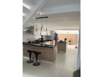 CASA EN VENTA EN CONDOMINIO COUNTRY PLAZA 1, JAMUNDI