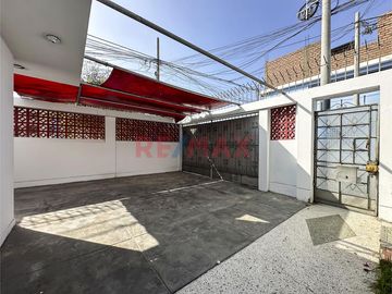 🏡 ¡Invierte En Una Propiedad Que Puede Generarte Ingresos Desde Diferentes Espacios En El Callao! 💰✨