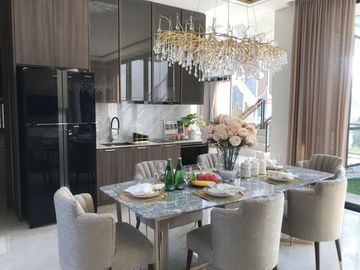 TERBARU! RUMAH 3 LANTAI DALAM CLUSTER DI KOTA WISATA CIBUBUR