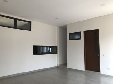 TERBARU! RUMAH 3 LANTAI DALAM CLUSTER DI KOTA WISATA CIBUBUR