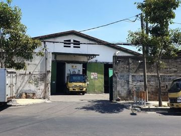 Dijual Gudang Lokasi sangat strategis @Raya Tanjungsari, Harga Ciamik