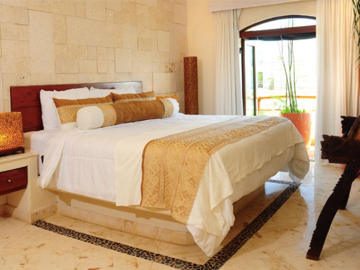 Penthouse de 2 recamaras con jacuzzi privado entre la playa y la Quinta avenida