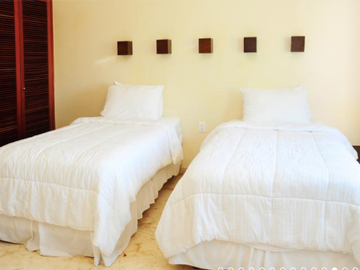 Penthouse de 2 recamaras con jacuzzi privado entre la playa y la Quinta avenida