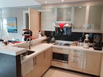 Condominium for Rent 2 Bedrooms: 2BR Flat Condo for Rent / Lease in One Rockwell East Tower Rockwell Center Makati City