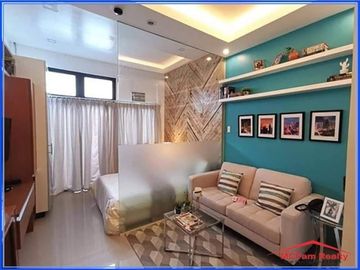 1 Bedroom Condo for Sale in Harbour Park Residences Mandaluyong City, pls contact Donald