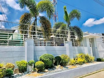 Bungalow Type House with 3 Bedrooms for SALE in ANGELES CITY