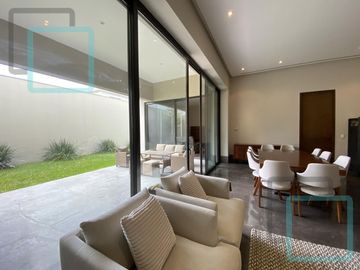 CASA EN VENTA COLONIA DEL VALLE ZONA SAN PEDRO GARZA GARCÍA