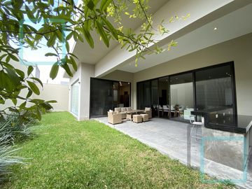 CASA EN VENTA COLONIA DEL VALLE ZONA SAN PEDRO GARZA GARCÍA