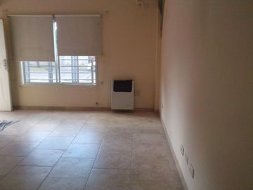 Monoambiente en venta en Moron Sur