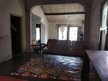 Rumah 2 Lantai Masuk Gang Strategis Pusat Kota Sadang Serang Bandung