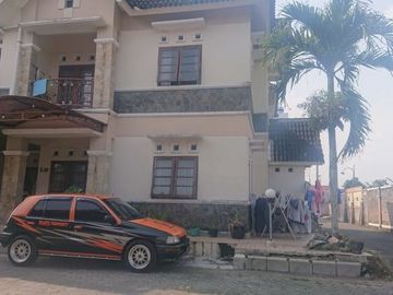 DIJUAL RUMAH DIJUAL SIAP HUNI 1,8 M FURNITURE DI SLEMAN