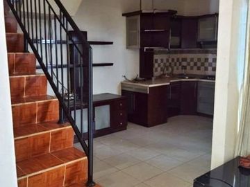 Rumah Terawat di Arcamanik Dekat Antapani & Cisaranten