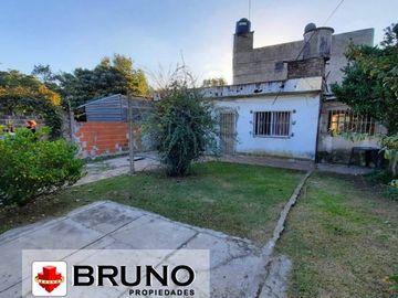 Casa para 2 Familias en venta en Libertad