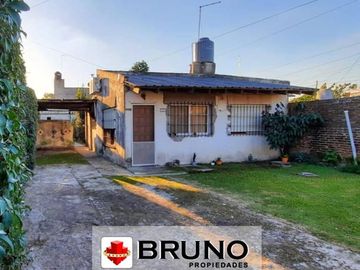 Casa para 2 Familias en venta en Libertad