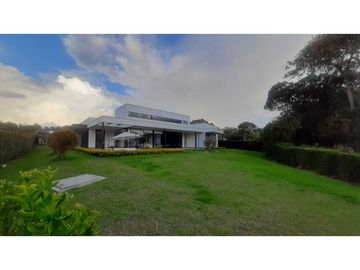 Casa campestre en Venta San Nicolás Llano Grande Rionegro