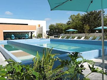 Departamento 1 recamaras más estudio, con alberca, área de juegos para niños