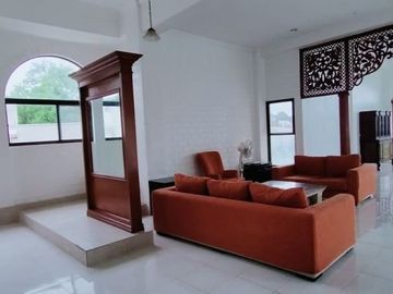 4-Bedroom House with Swimming Pool in a Posh Village