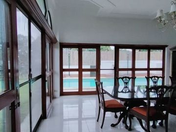 4-Bedroom House with Swimming Pool in a Posh Village