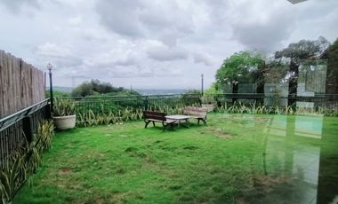 4-Bedroom House with Swimming Pool in a Posh Village