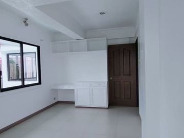 4-Bedroom House with Swimming Pool in a Posh Village
