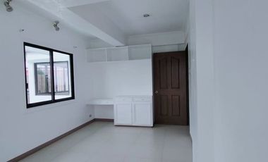 4-Bedroom House with Swimming Pool in a Posh Village