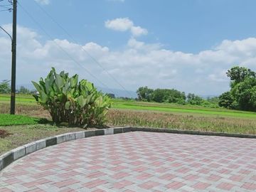 RUKO SIAP PAKAI DI KEBON ARUM KLATEN SANGAT STRATEGIS