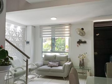 casa en venta en ciudad del puerto. Cod V25057