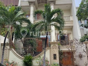 Rumah Mewah di Pik Full Marmer, Full Furnished