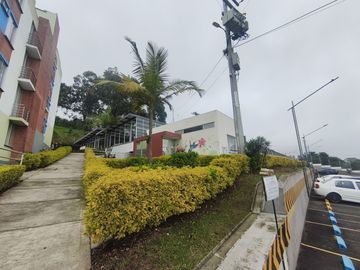 apartamento en venta en multifamiliar la palma ЕТАРА iii piso 4. Cod V14069