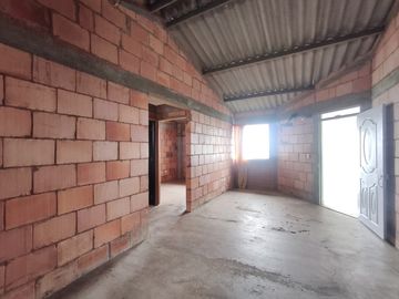 apartamento en venta en multifamiliar la palma ЕТАРА iii piso 4. Cod V14069