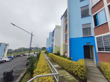 apartamento en venta en multifamiliar la palma ЕТАРА iii piso 4. Cod V14069
