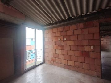 apartamento en venta en multifamiliar la palma ЕТАРА iii piso 4. Cod V14069