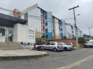 apartamento en venta en multifamiliar la palma ЕТАРА iii piso 4. Cod V14069