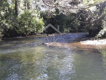 Sitio en venta en Panguipulli