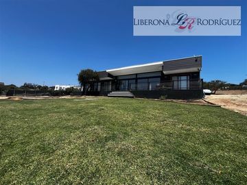 Casa en Venta en Parcela con casa en Cajón de Lebu, Limache